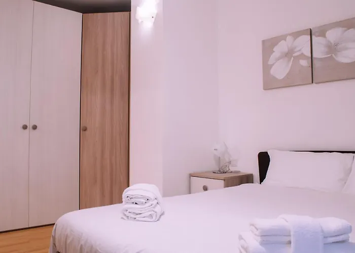 Di Design Alle Due Torri By Wonderful Italy Apartment *