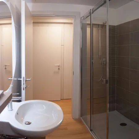 Di Design Alle Due Torri Daire *