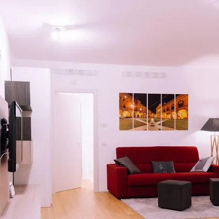 Di Design Alle Due Torri * Bolonya